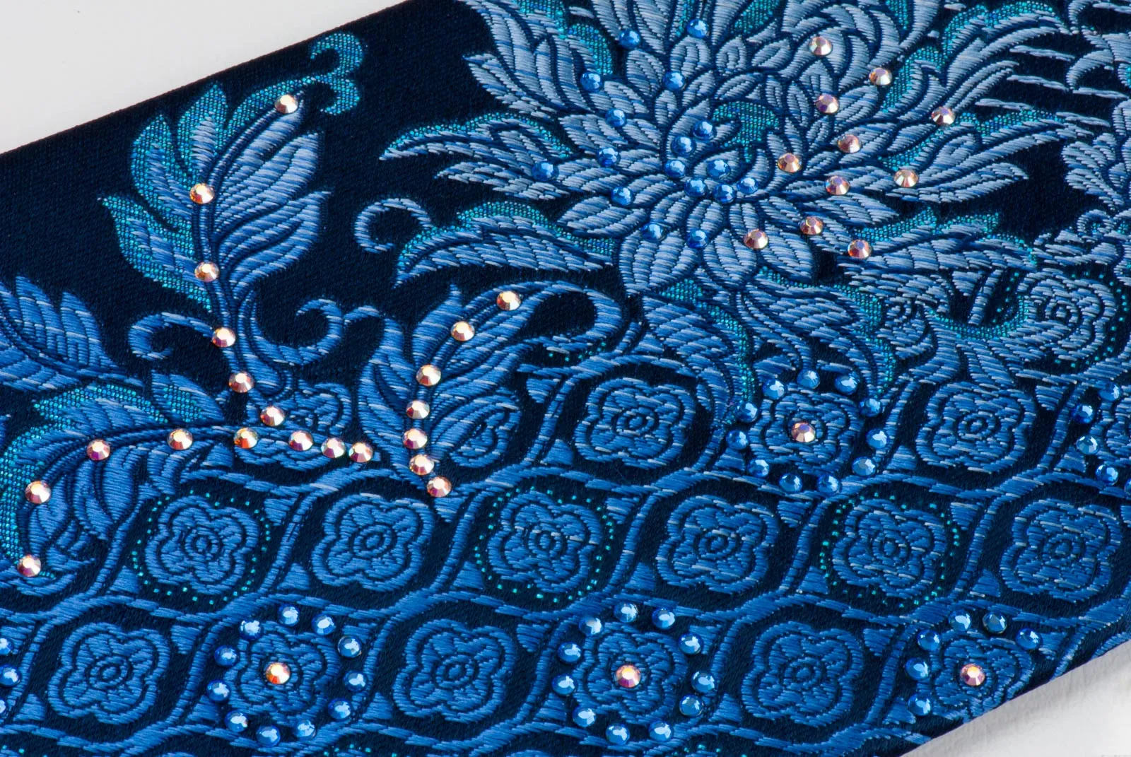 Renoma Men's Silk Rhinestone Tie Blue & Gold Floral Design On Navy