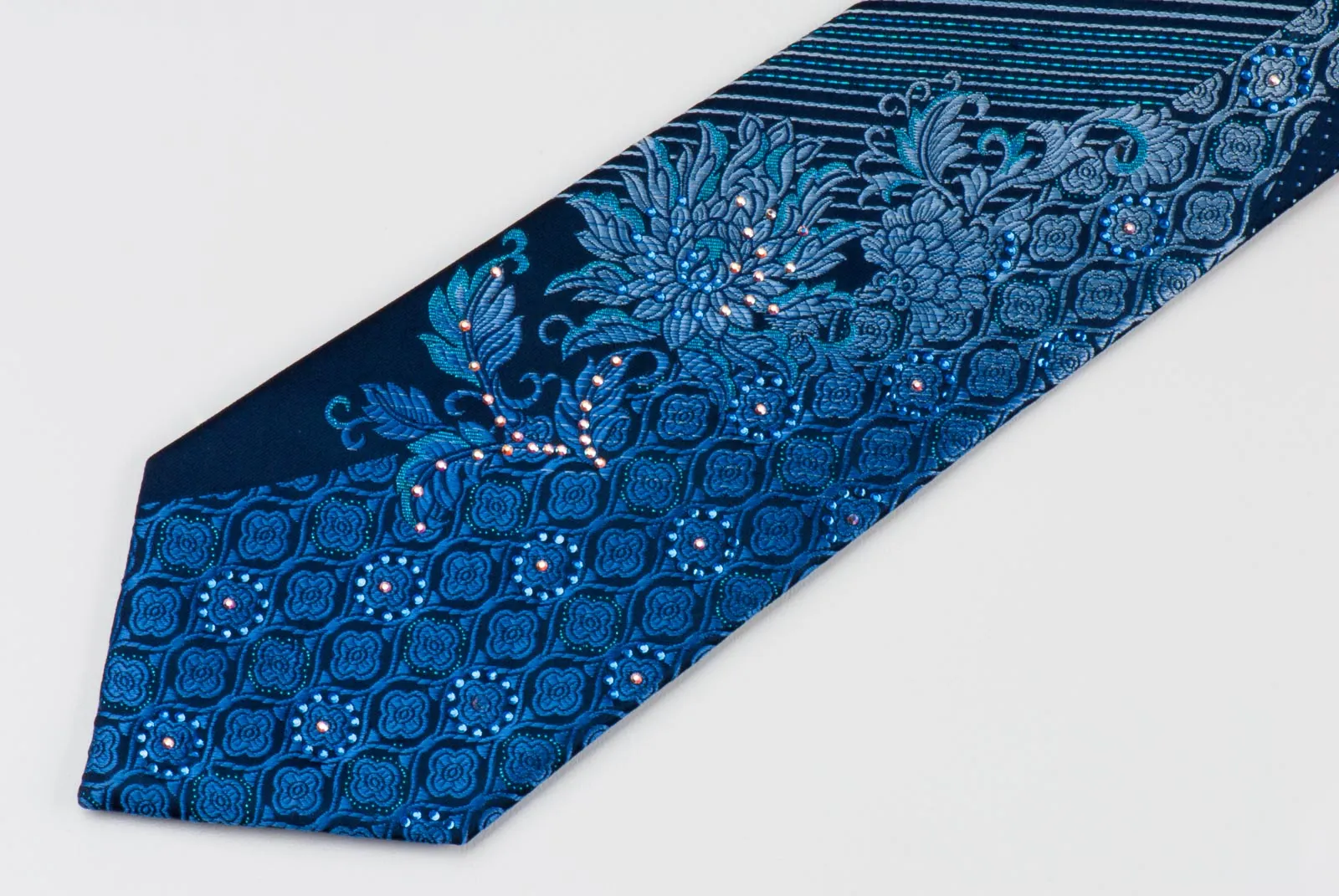 Renoma Men's Silk Rhinestone Tie Blue & Gold Floral Design On Navy